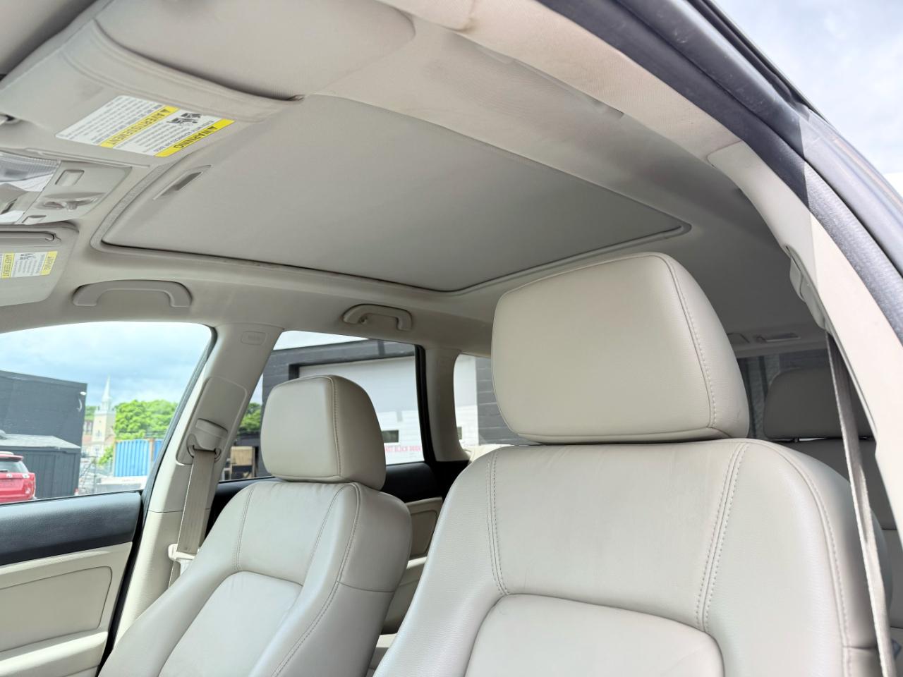 Subaru Outback  2009