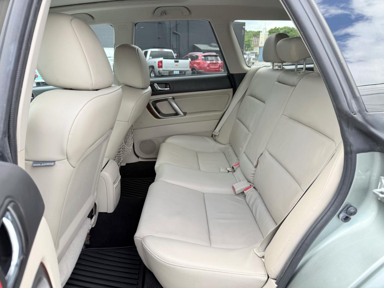 Subaru Outback  2009