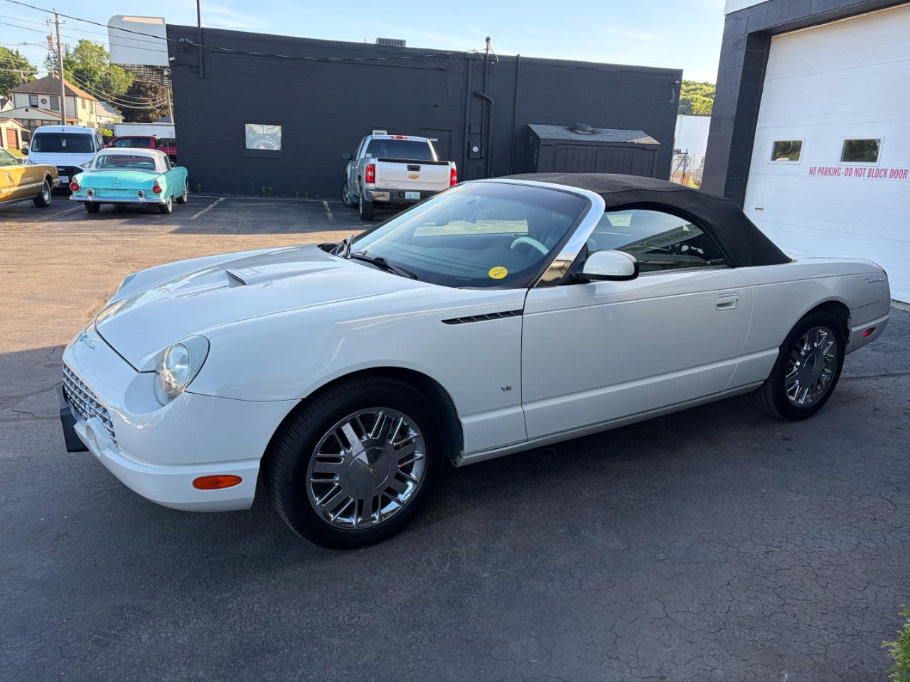 Ford Thunderbird  2003