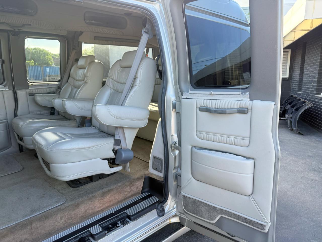 Chevrolet Express  2007