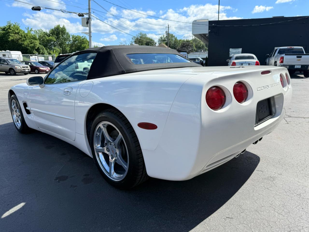 Chevrolet Corvette  2002