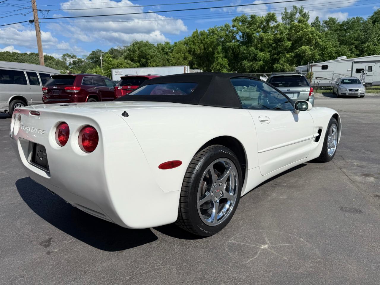 Chevrolet Corvette  2002