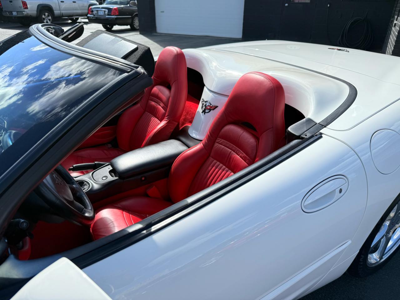 Chevrolet Corvette  2002