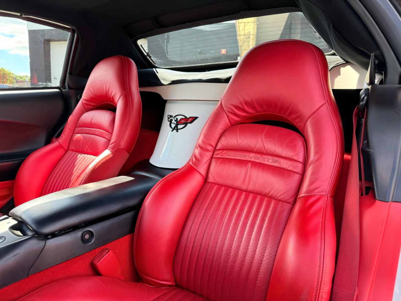 Chevrolet Corvette  2002