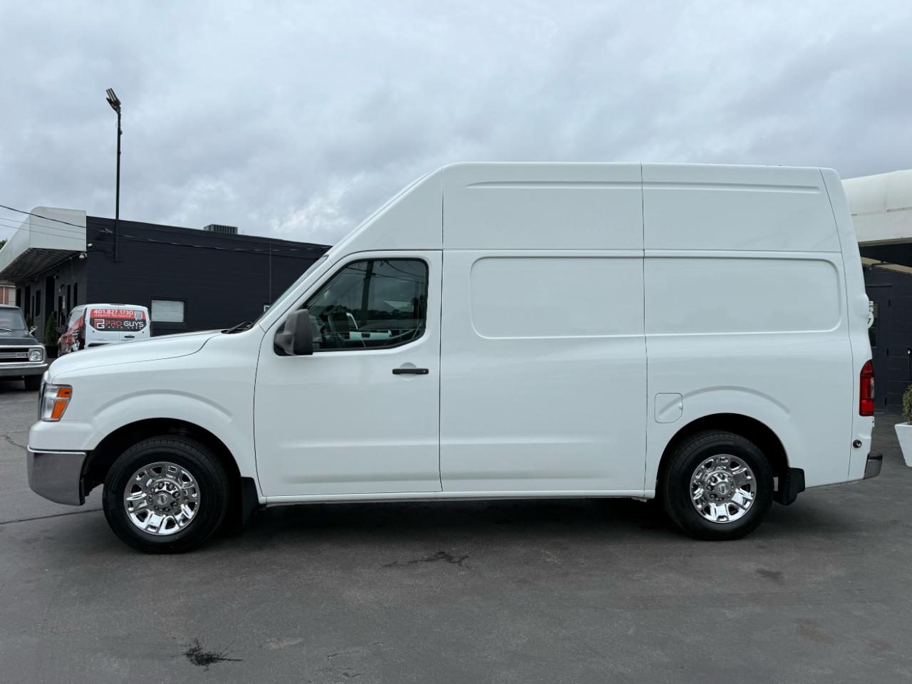Nissan NV 2500  2013