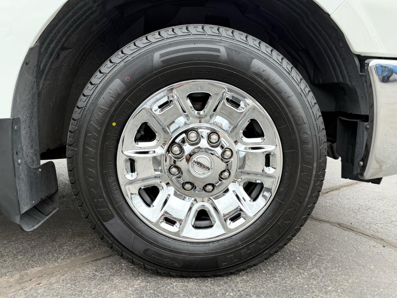 Nissan NV 2500  2013