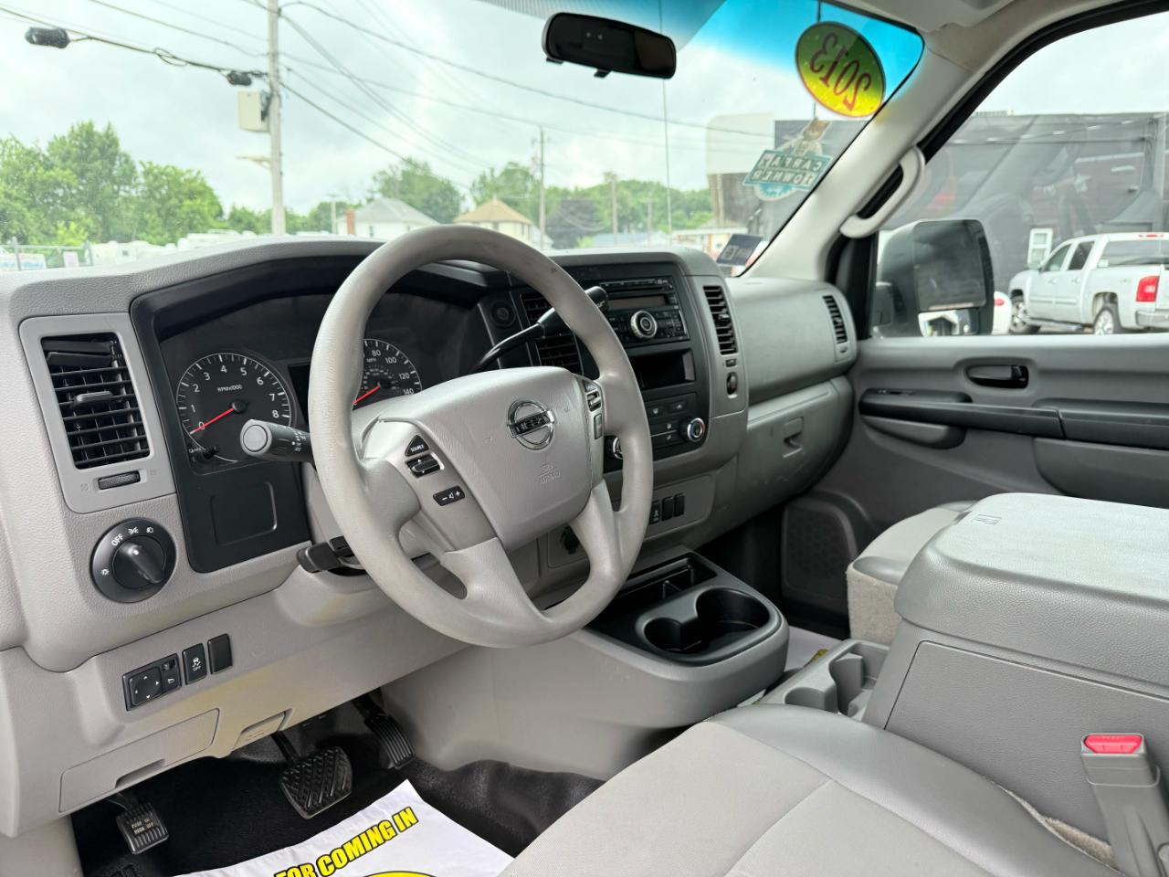 Nissan NV 2500  2013