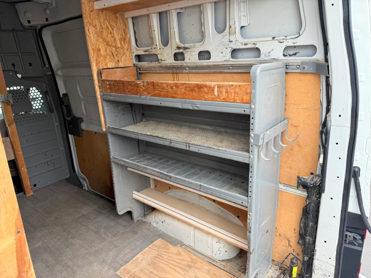 Nissan NV 2500  2013