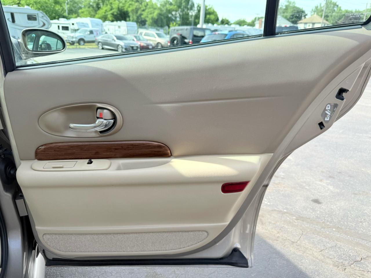Buick LeSabre  2004