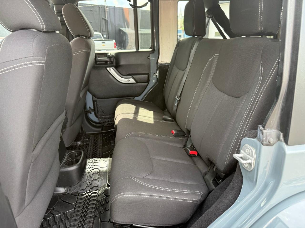 Jeep Wrangler  2015