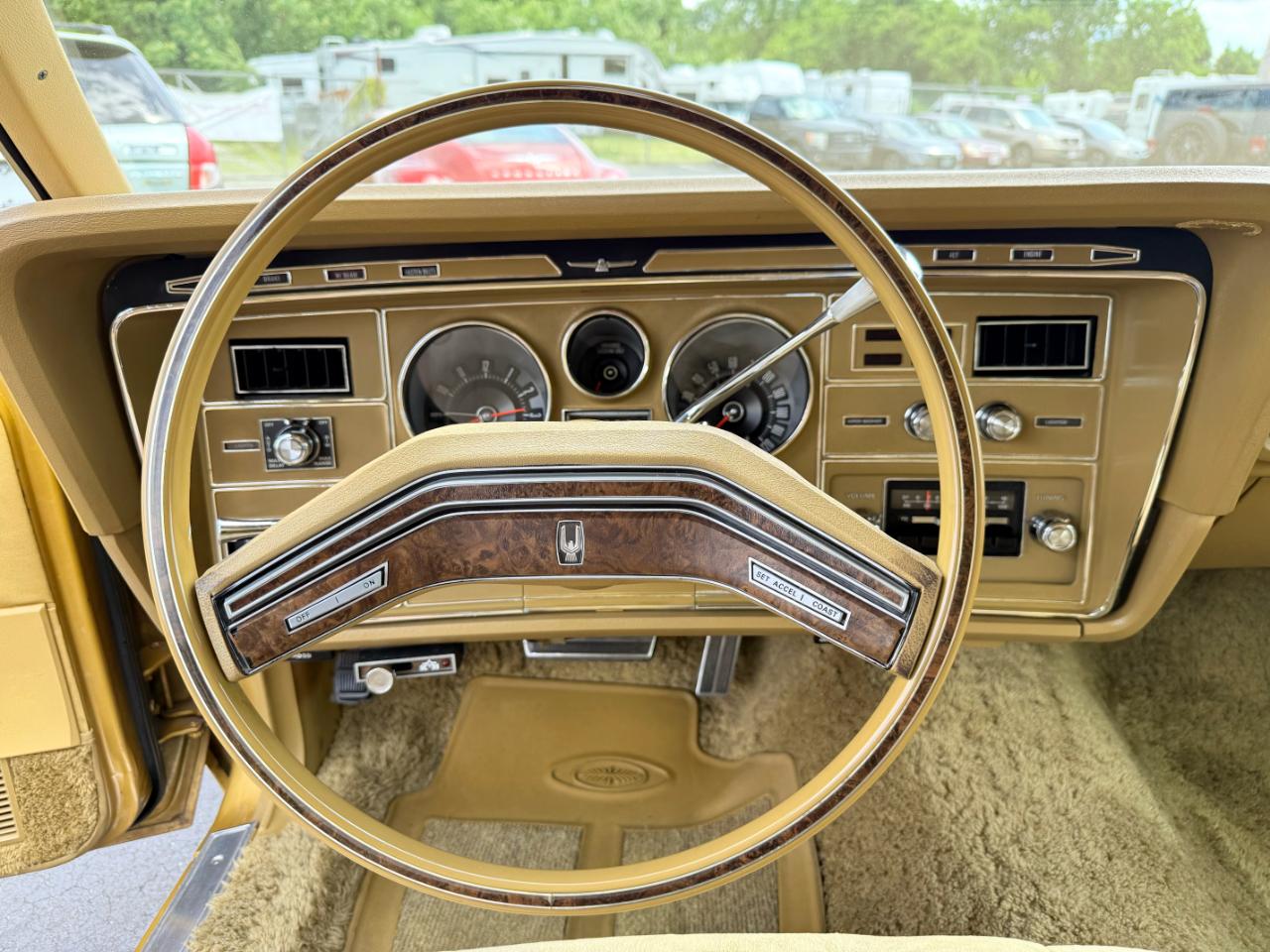 Ford Thunderbird  1976
