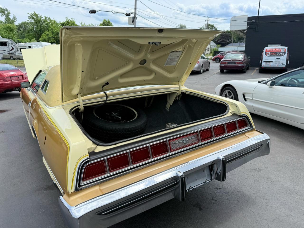 Ford Thunderbird  1976