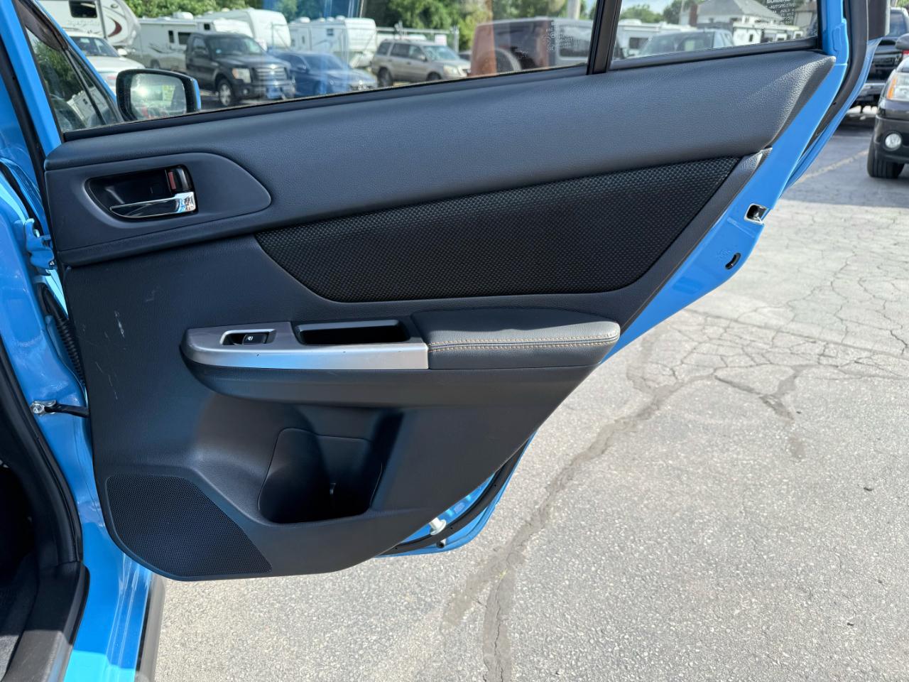 Subaru Crosstrek  2016