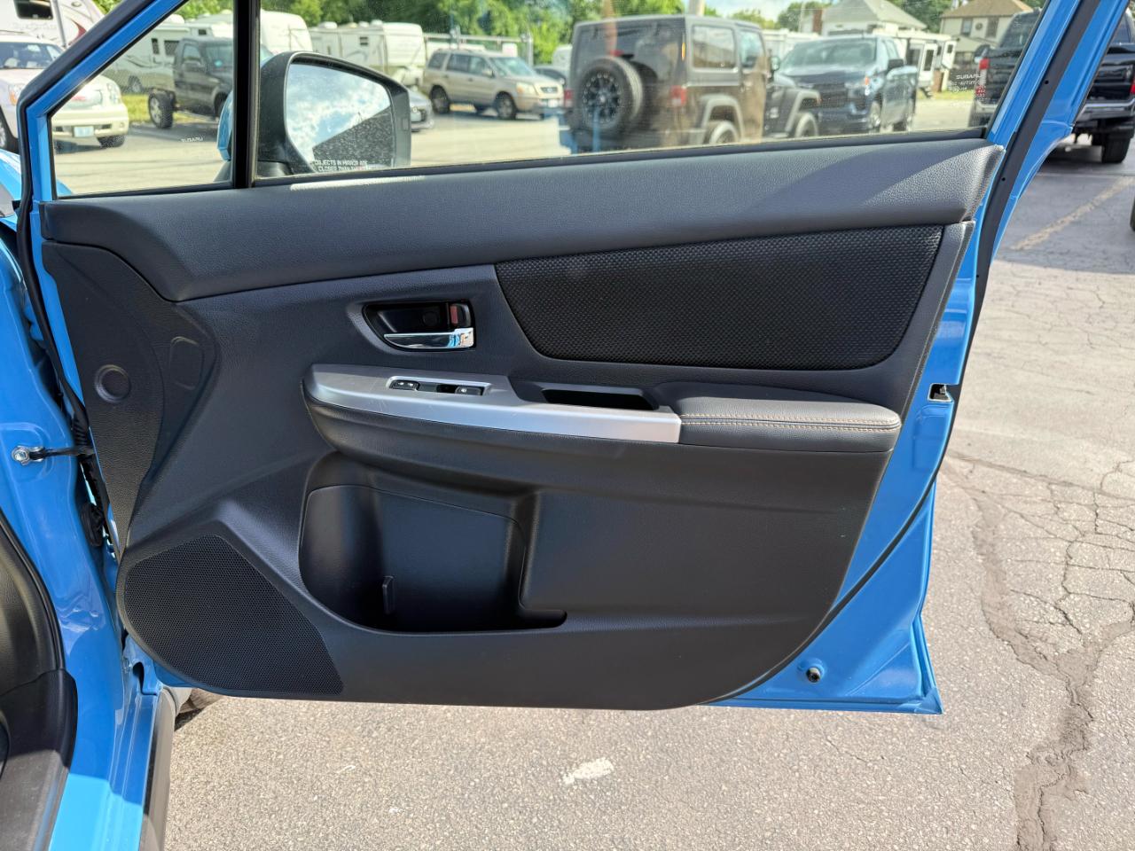 Subaru Crosstrek  2016