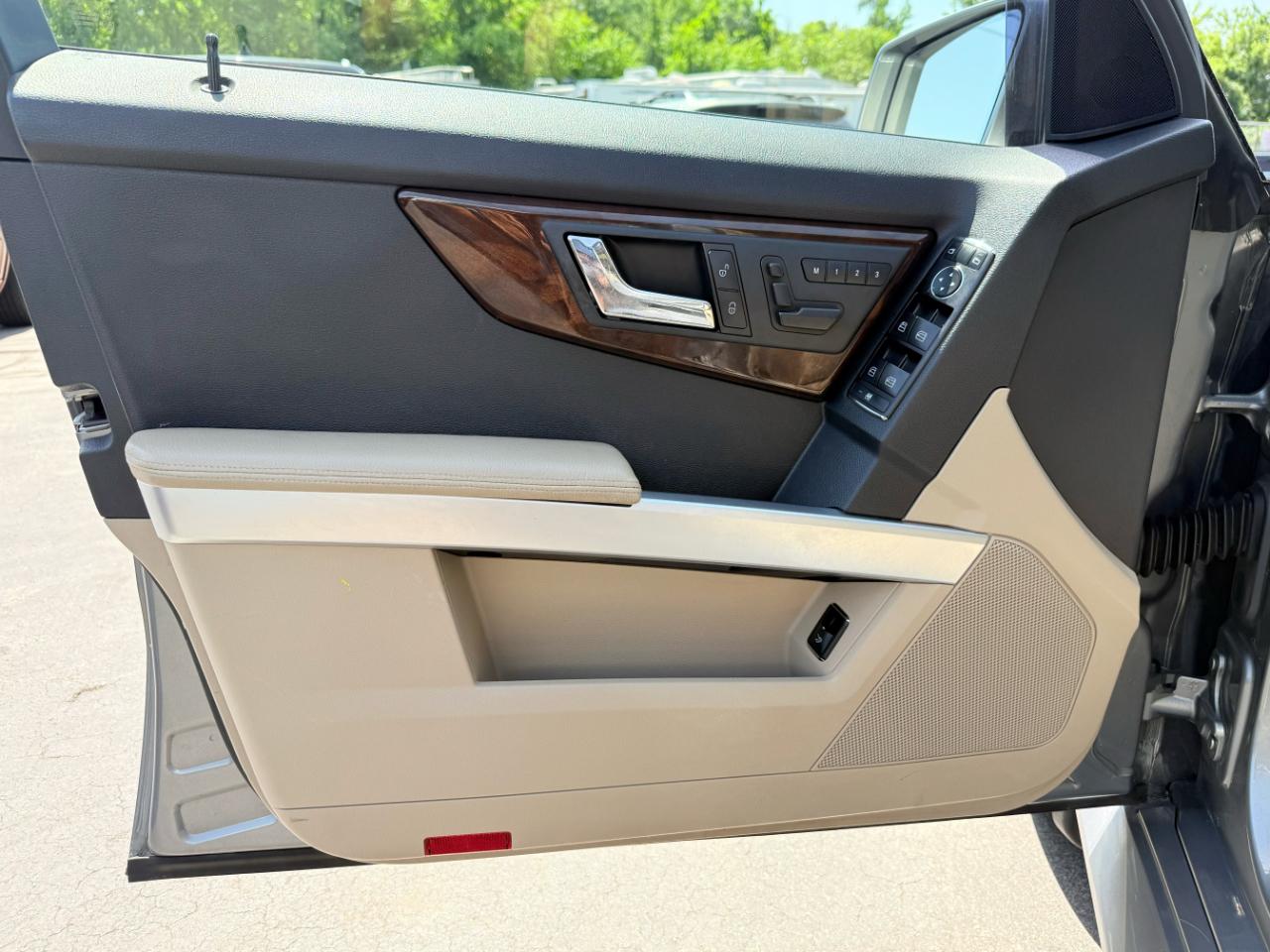 Mercedes-Benz GLK Class  2010