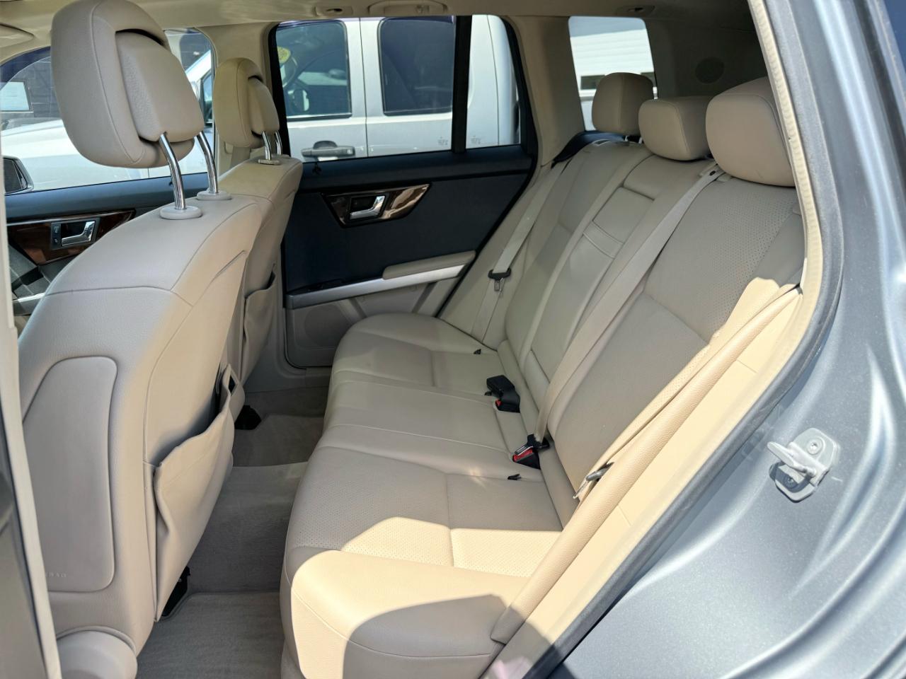 Mercedes-Benz GLK Class  2010