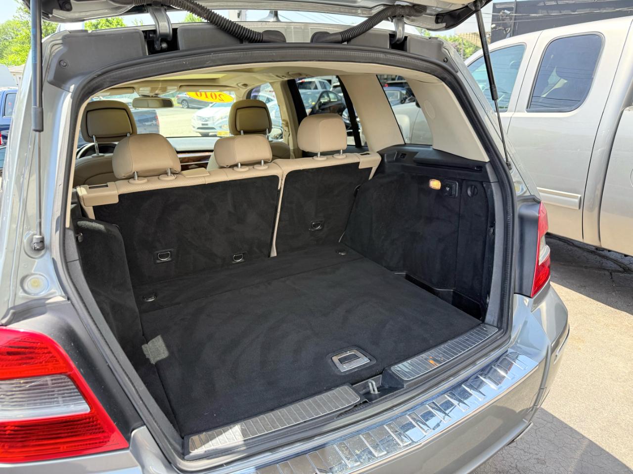 Mercedes-Benz GLK Class  2010