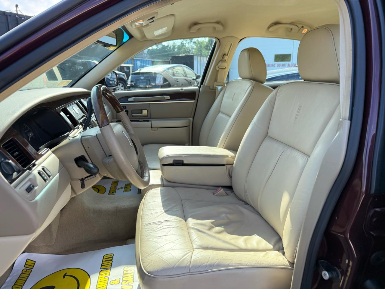 Lincoln Town Car  2006