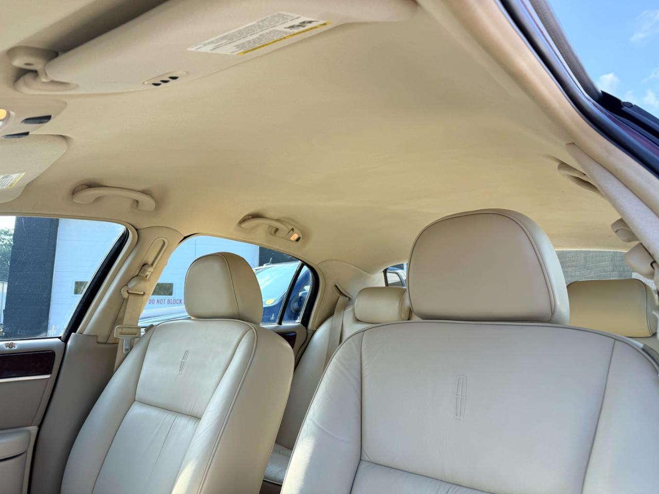 Lincoln Town Car  2006
