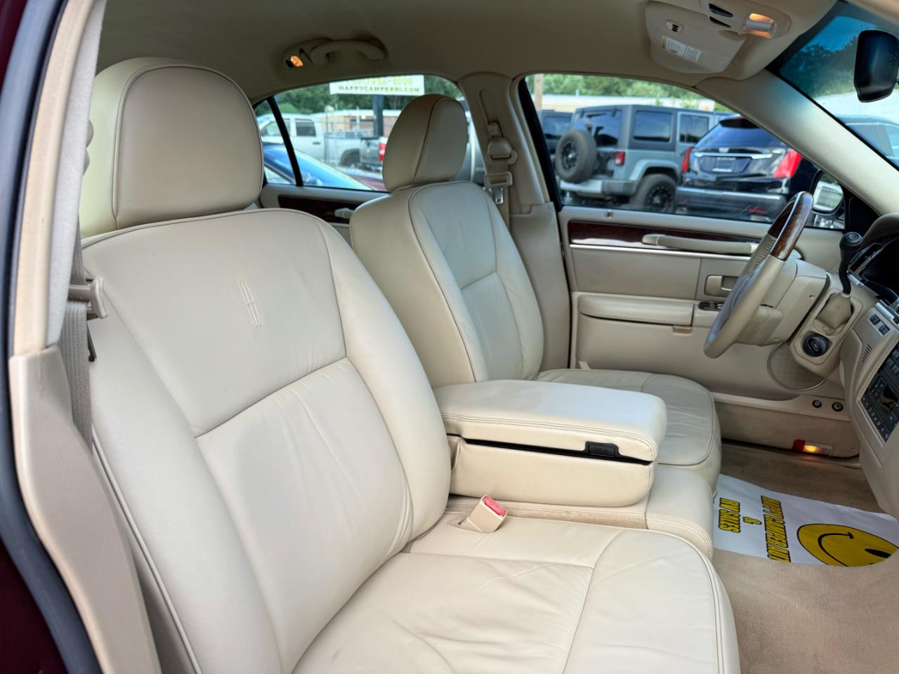 Lincoln Town Car  2006