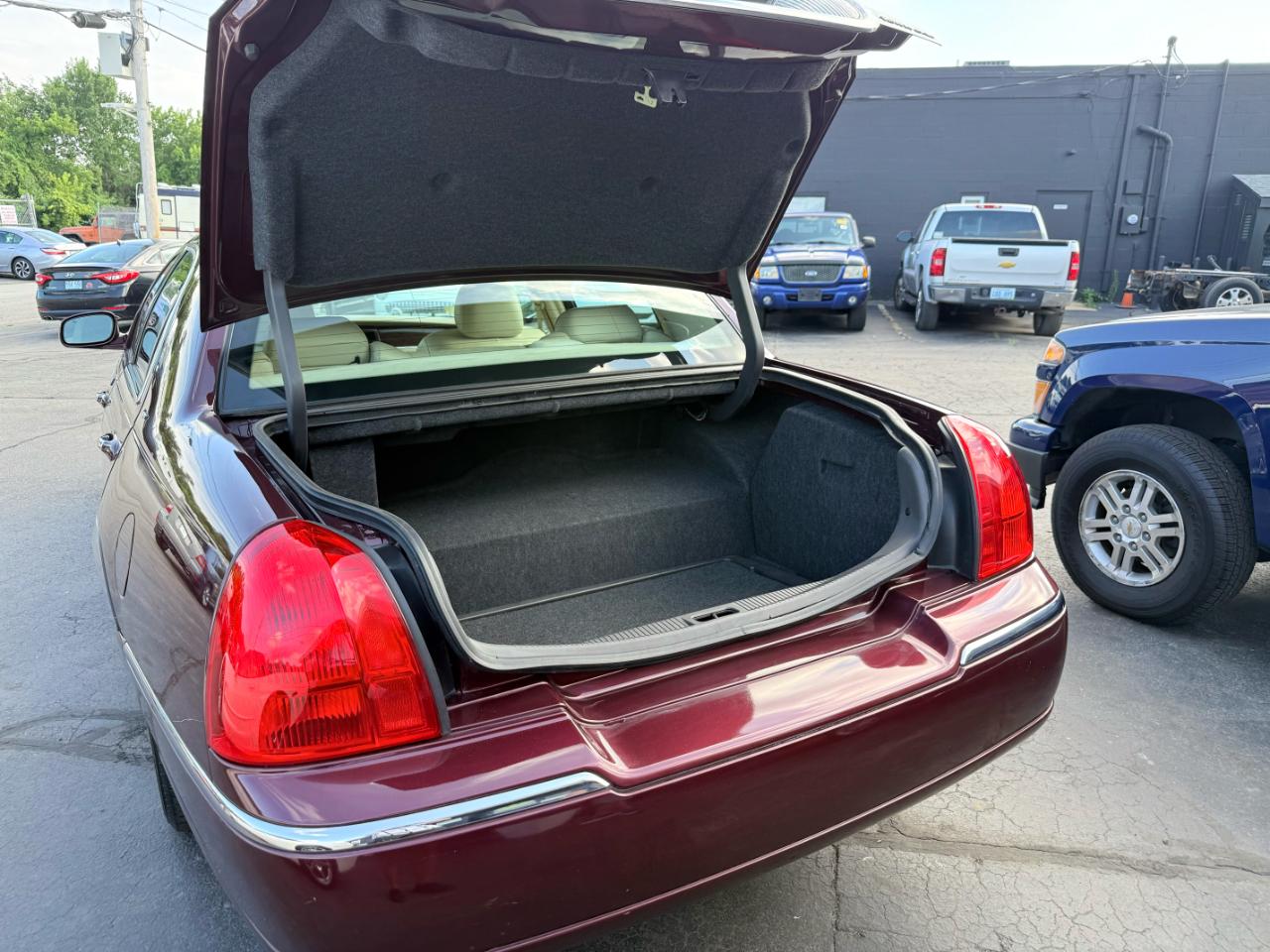 Lincoln Town Car  2006