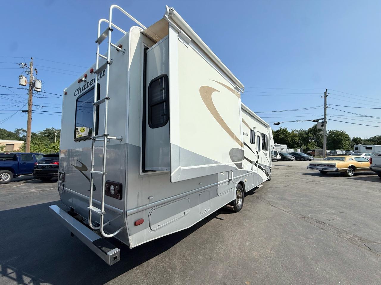 Ford E-450  2006