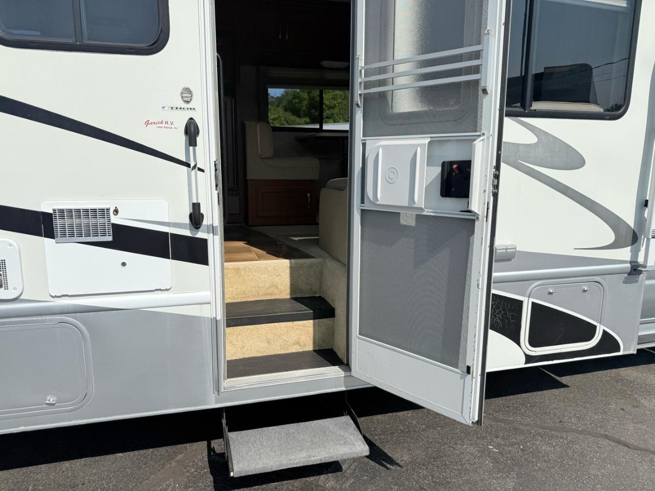 Ford E-450  2006