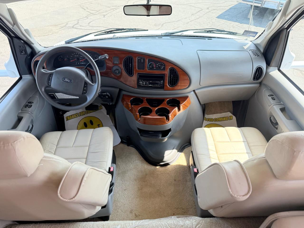 Ford E-450  2006