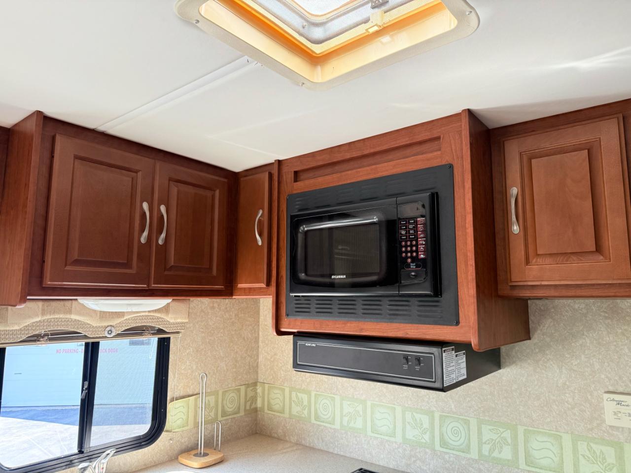 Ford E-450  2006