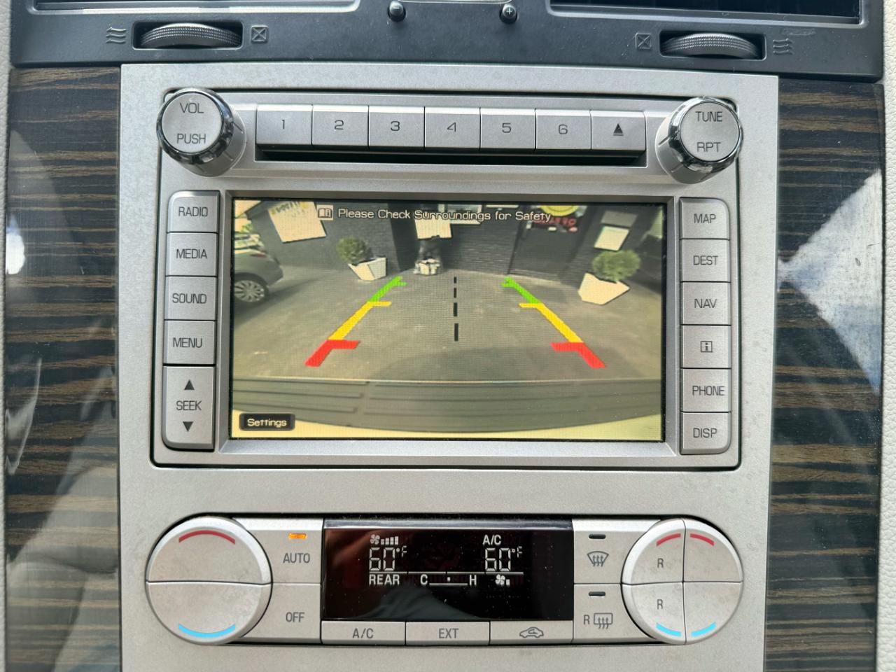 Lincoln Navigator  2010