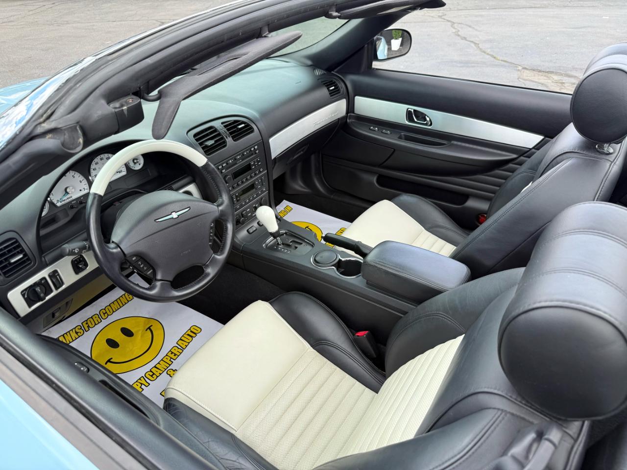 Ford Thunderbird  2003