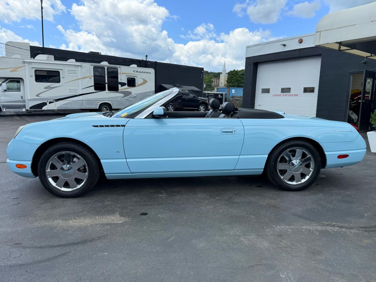 Ford Thunderbird  2003