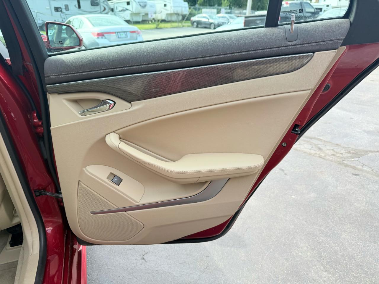 Cadillac CTS  2013