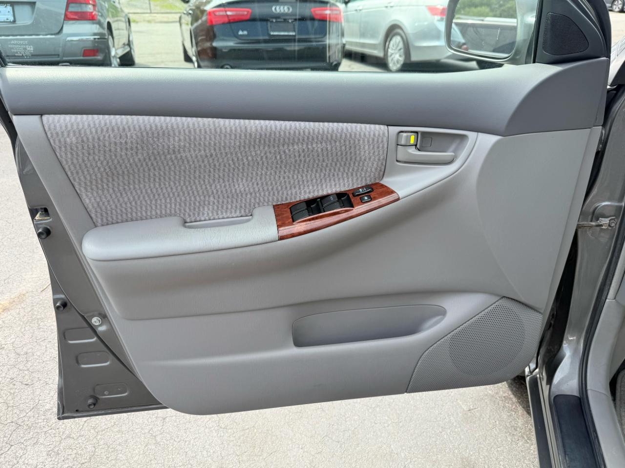Toyota Corolla  2005
