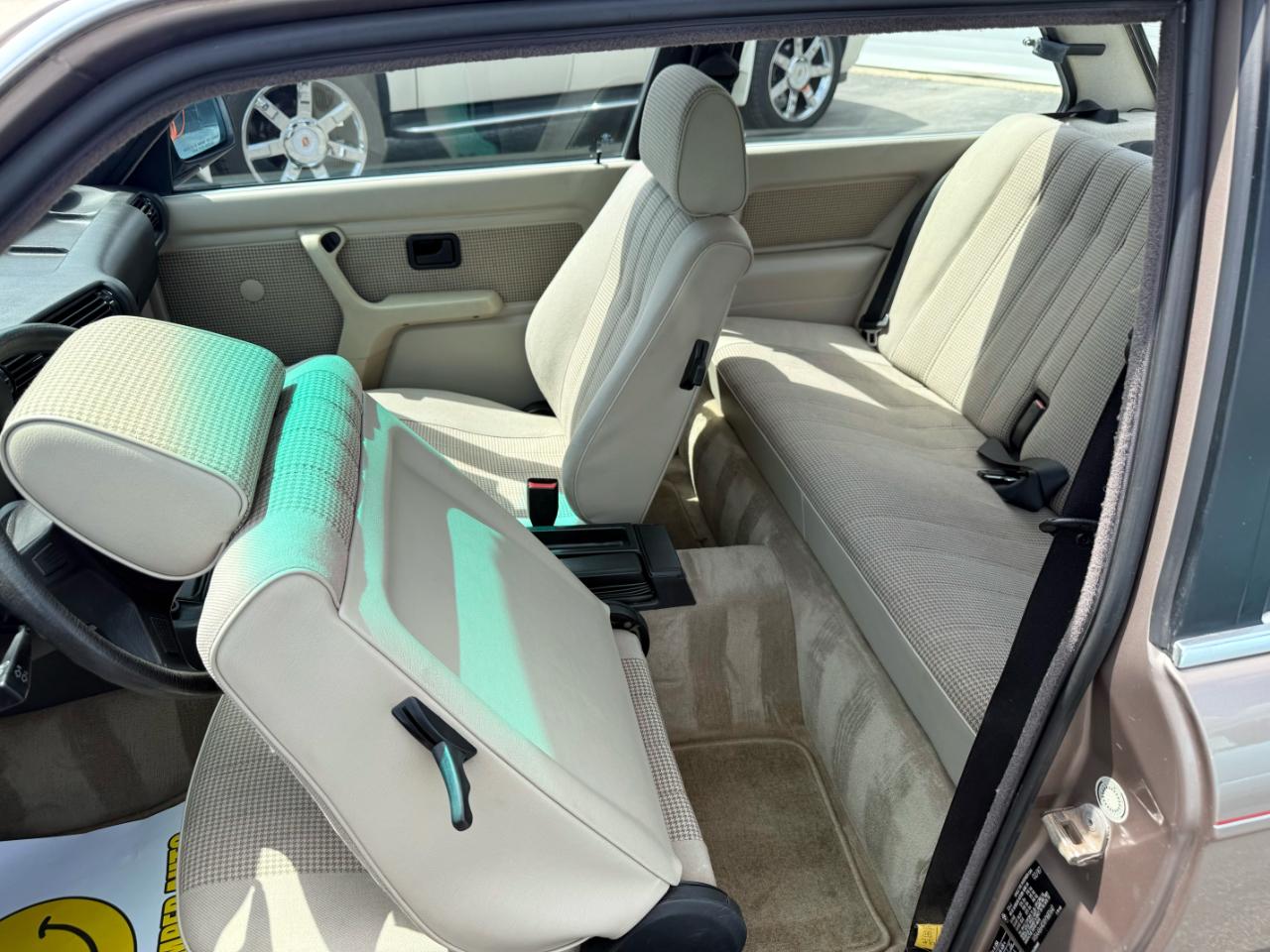 BMW 325i  1987