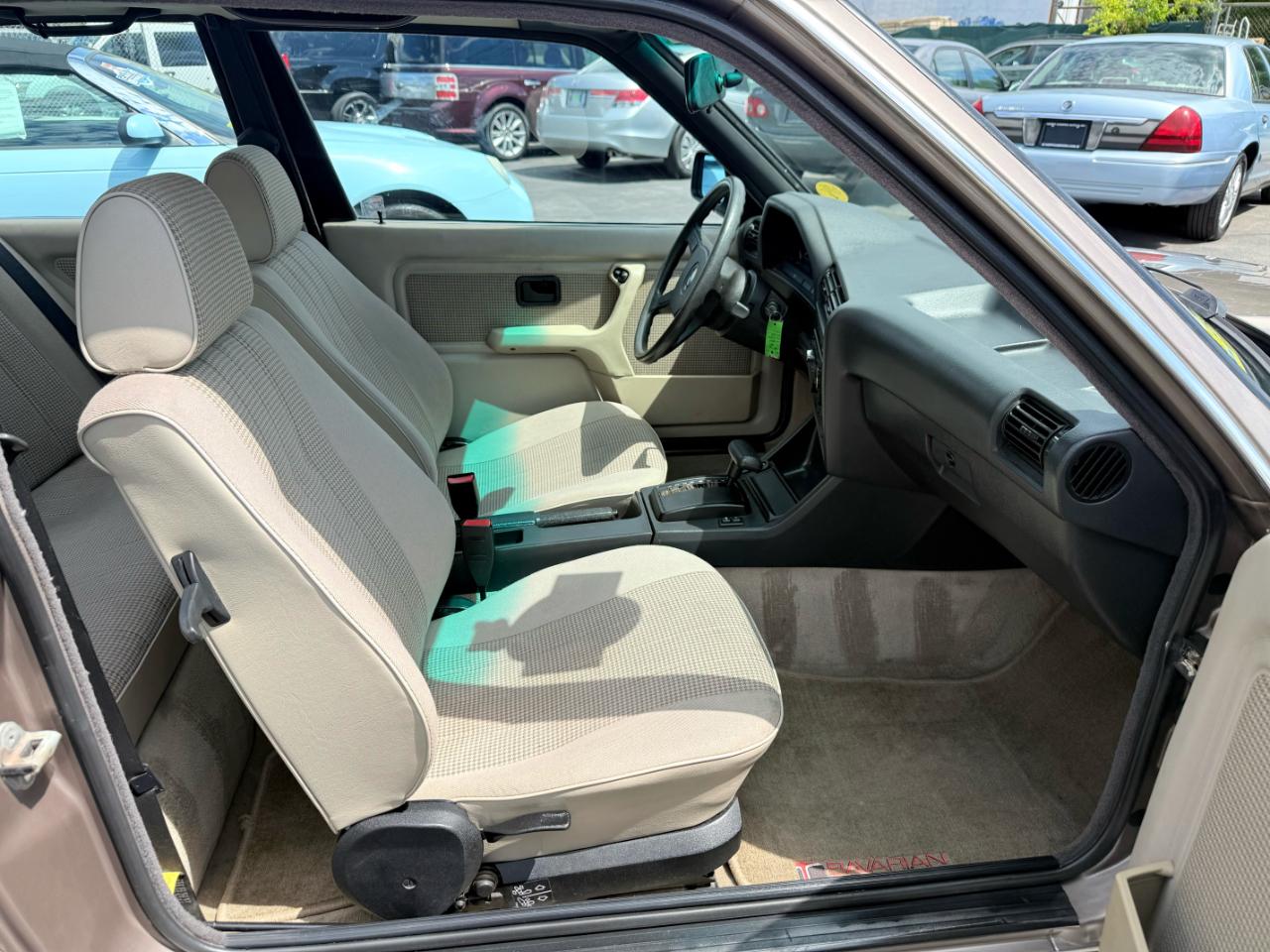BMW 325i  1987