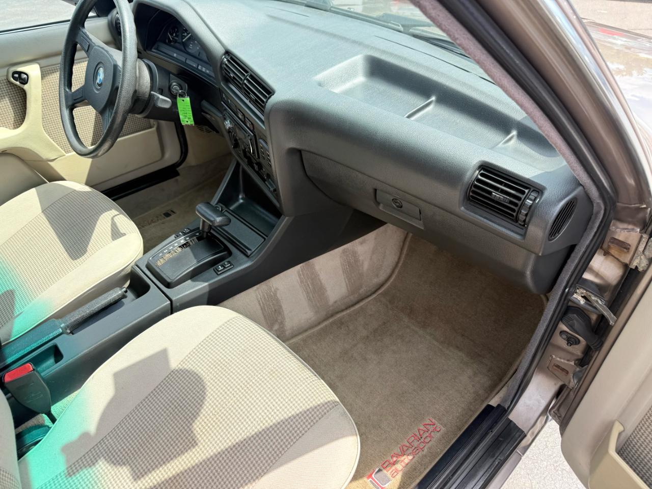 BMW 325i  1987