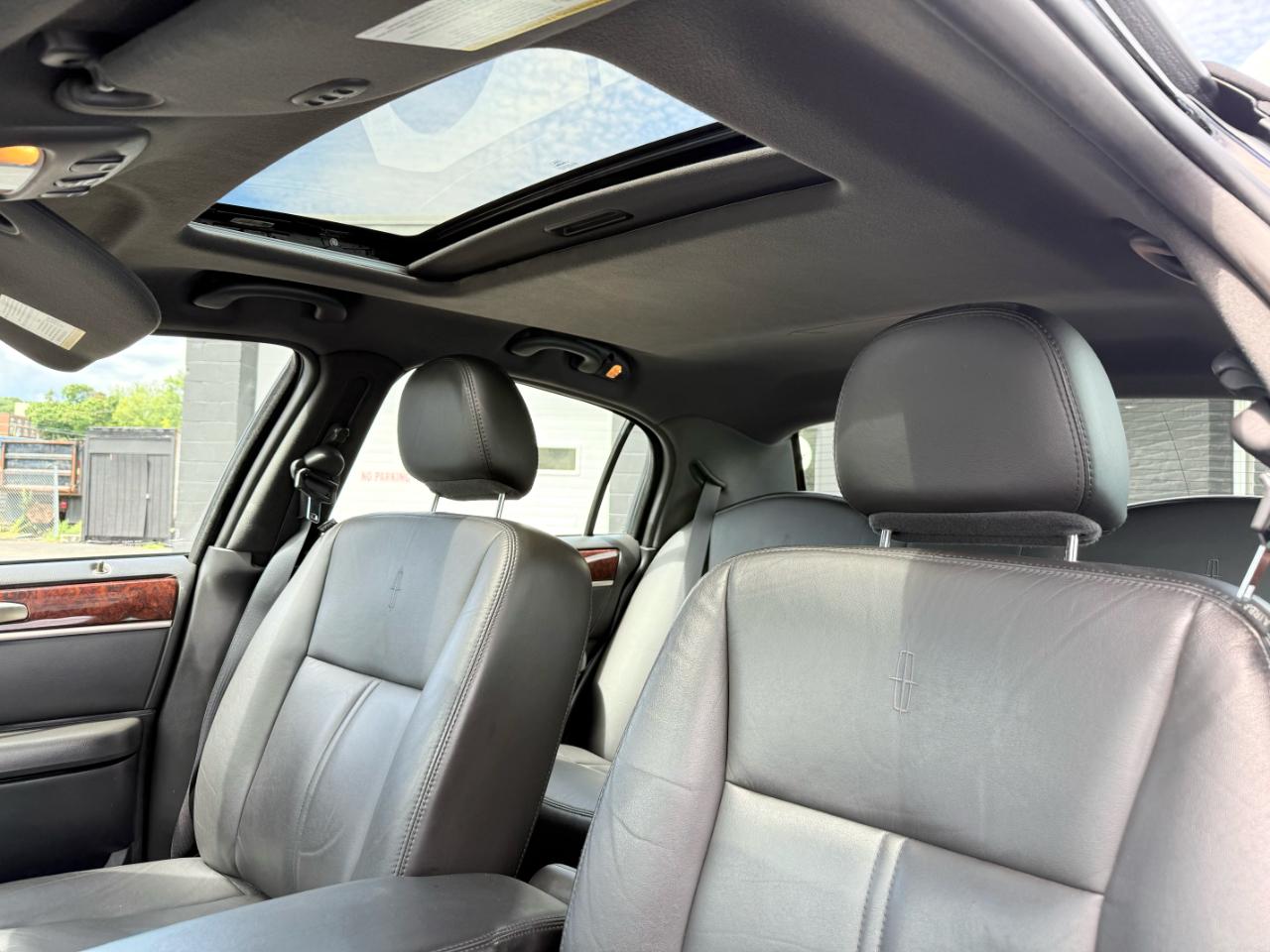 Lincoln Town Car  2007