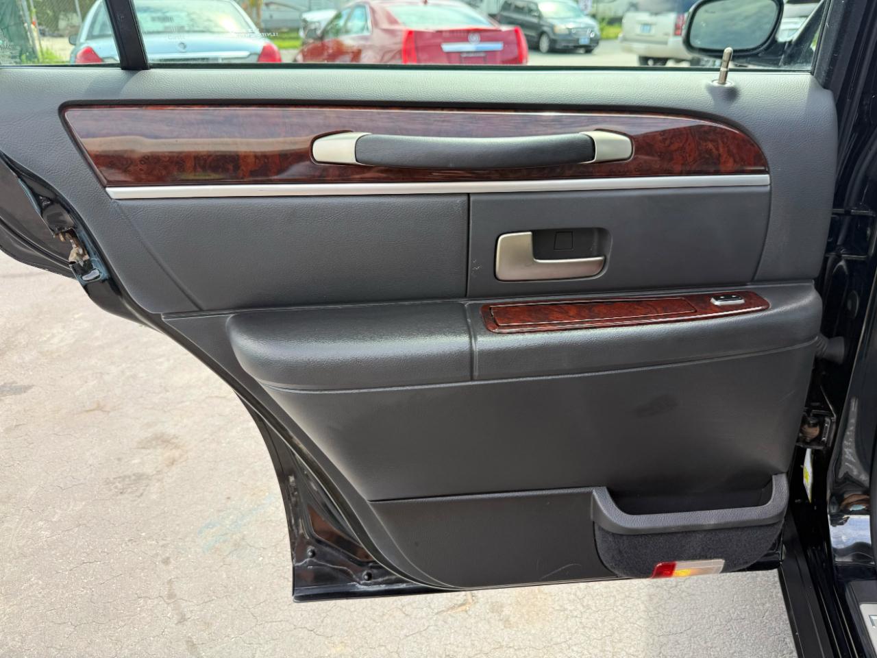 Lincoln Town Car  2007