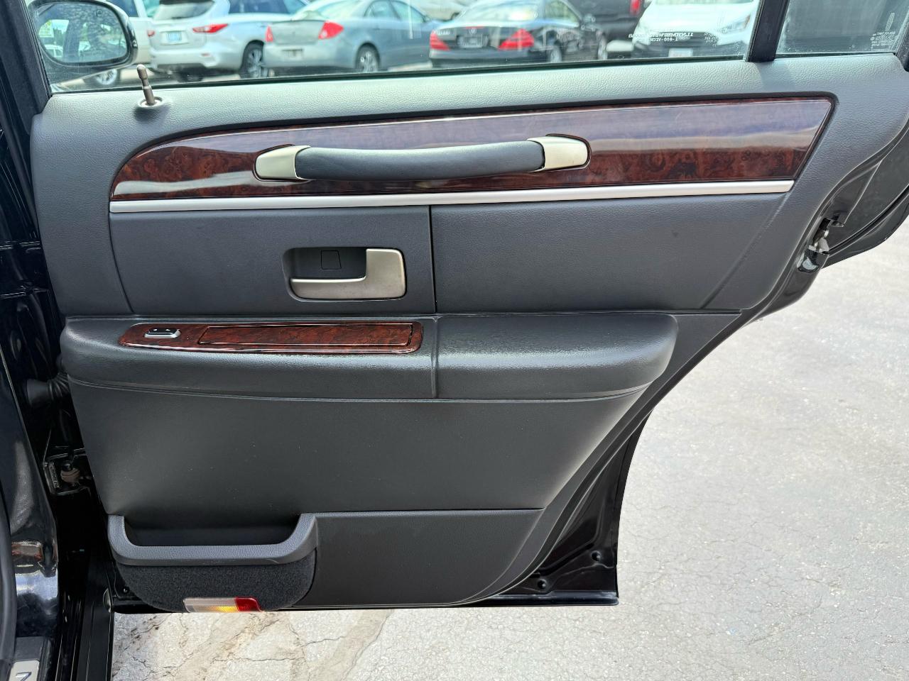 Lincoln Town Car  2007