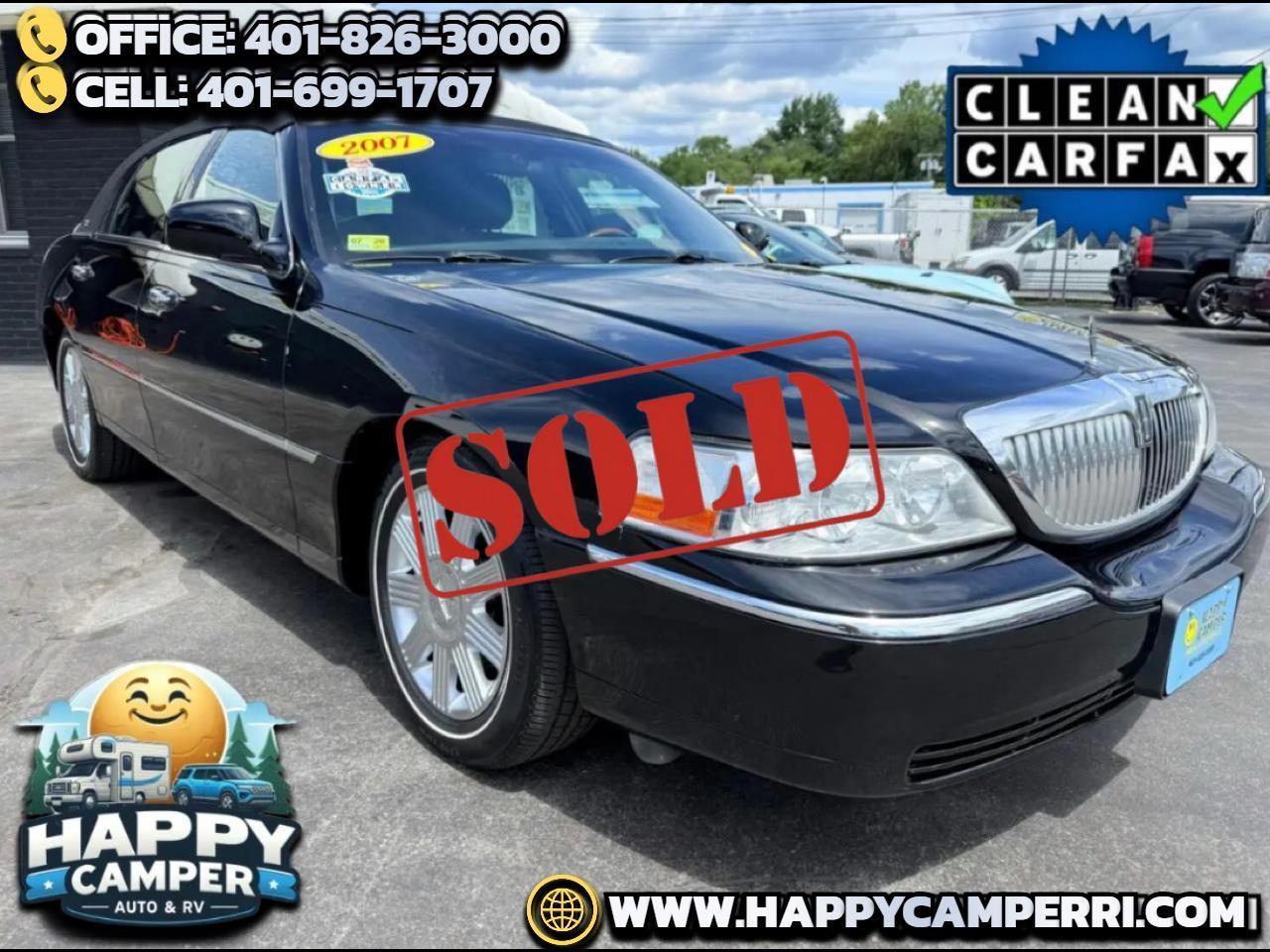 Black 2007 Lincoln Town Car Sedan Rear-Wheel Drive Automatic
