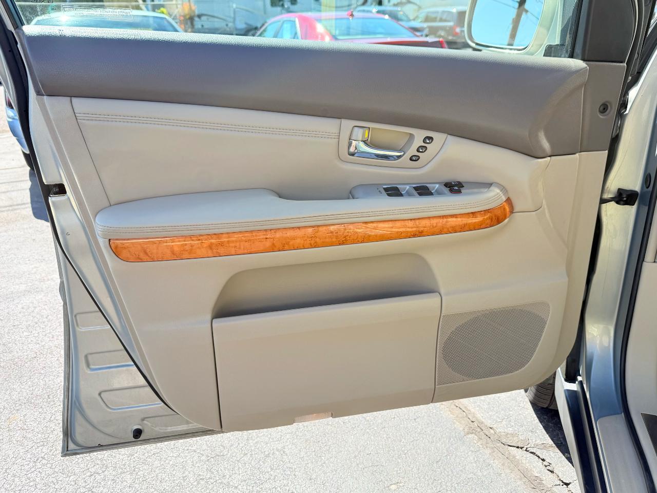 Lexus RX 330  2005