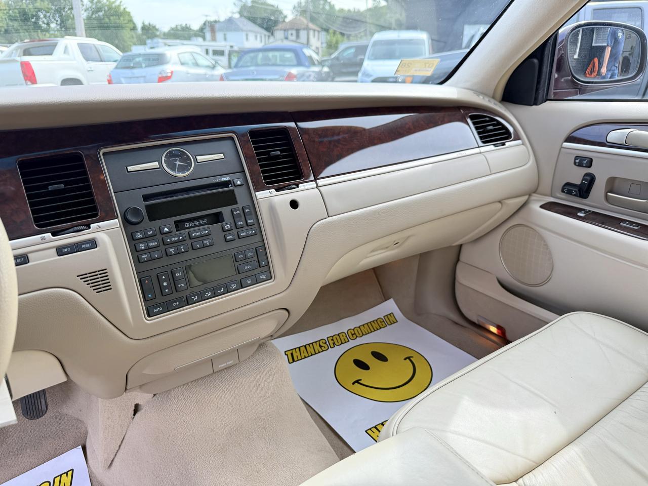 Lincoln Town Car  2006