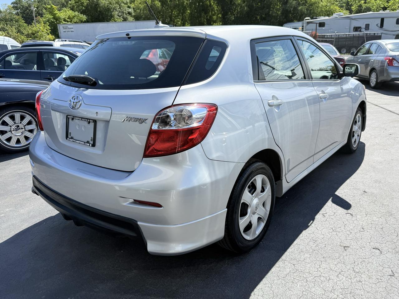 Toyota Matrix  2010