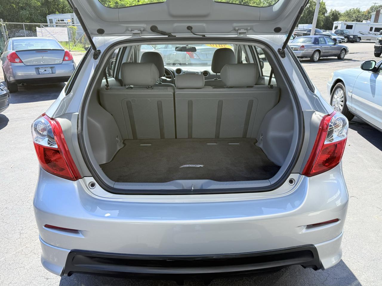Toyota Matrix  2010