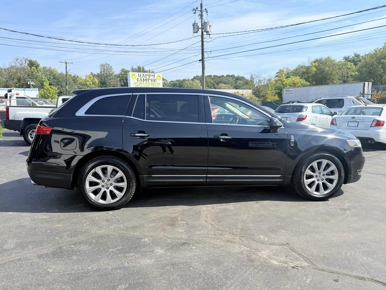 Lincoln MKT  2019