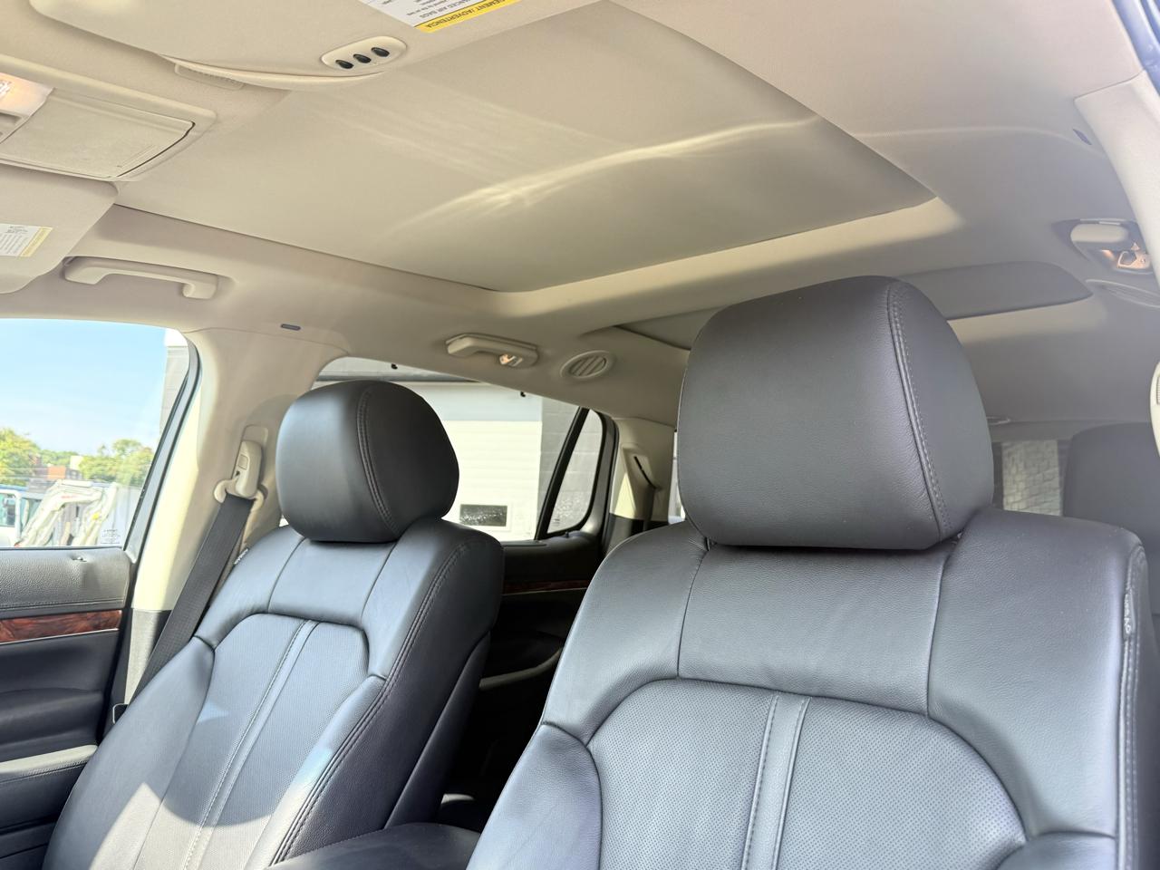 Lincoln MKT  2019