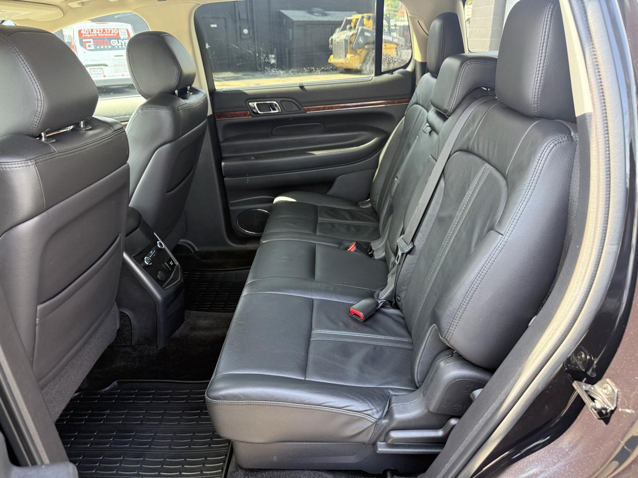 Lincoln MKT  2019