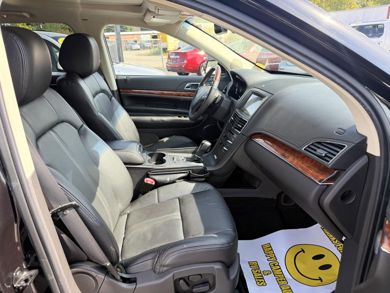 Lincoln MKT  2019