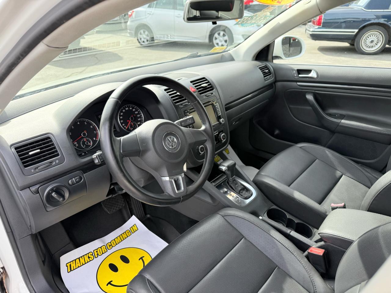 Volkswagen Jetta  2010